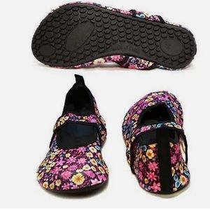 Nufoot Women's Futsoles Soft-Sided Shoes for Indoors/Outdoors, Foldable. SM